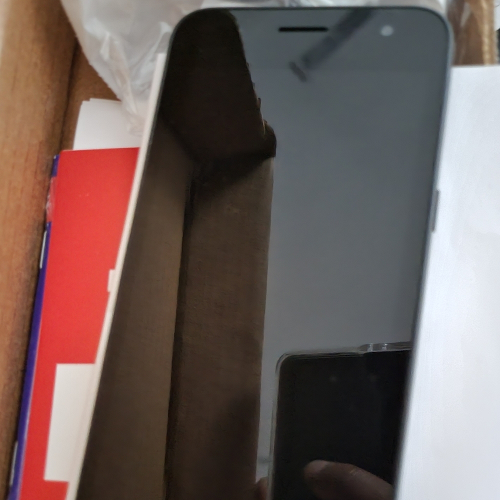 Samsung J2 prepaid phone tracphone